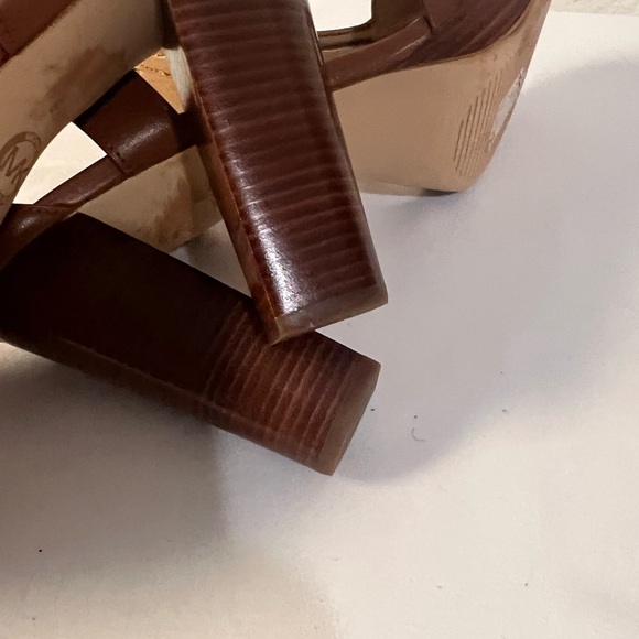 Michael Kors sexy women’s open toe platform sandals, brown, 9 1/2M, pre-owned. - Picture 9 of 11